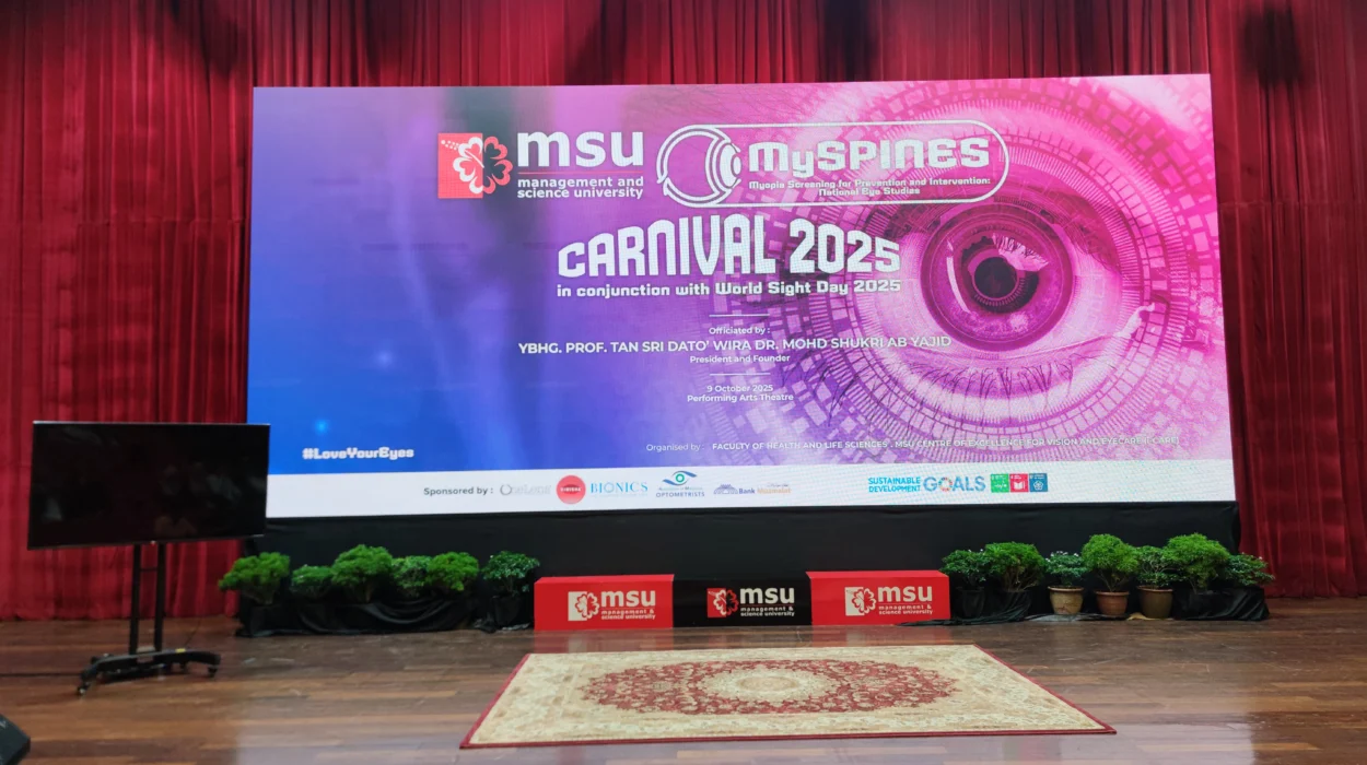 Alpro OptiSaver and MSU Optometry MoU exchange ceremony